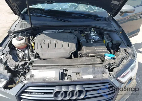 2020 Audi A3 Premium 45 Tfsi S Line Quattro S Tronic z USA, uszkodzony, nr VIN WAUBEGFF4LA000397